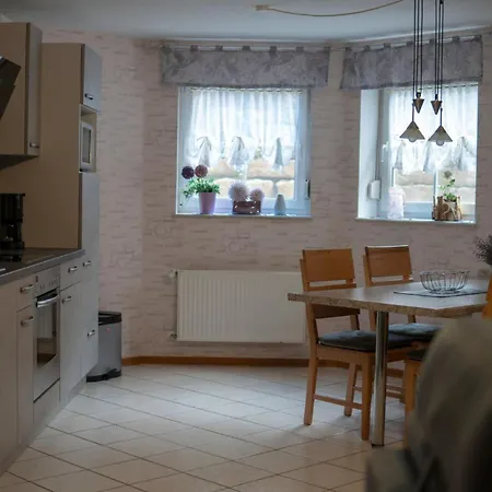 Haus Biggi Apartamento *